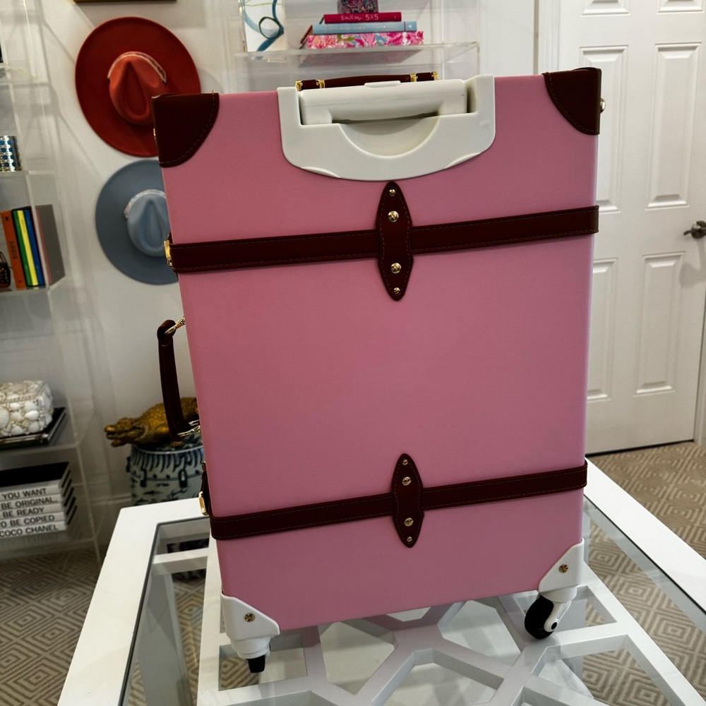 Lilly Pulitzer Pink Heritage Rolling Trunk Suitcase Limited Edition NWT - Picture 9 of 16